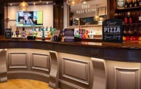 Your Go-To Sports Bar in Luton – The Red Lion Delivers All the Action