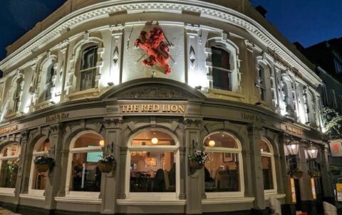 Where to Watch Live Sports in North London? Try The Red Lion